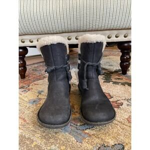 UGG Boots Womens 6 Caspia Ankle Bootie Matte Black Leather Shearling Fur